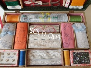 画像7: アンティークソーイングセット