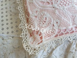 画像6: アンティークレースエンジェルクッション