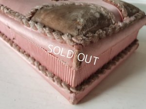 画像11: アンティークローズと小鳥の’装飾ボックス