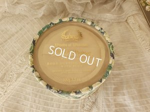 画像7: Woods of Windsorすずらんパウダーボックス