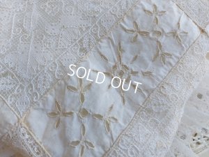 画像5: アンティークレースクッション
