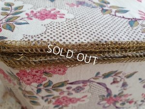 画像15: アンティークリボンと花かご柄カルトナージュボックス