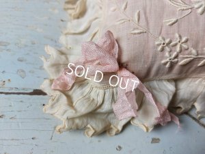 画像14: アンティーククッション