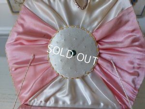 画像4: アンティーク布花装飾のガラスケース