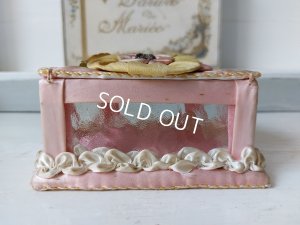 画像12: アンティーク布花装飾のガラスケース