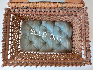 画像11: アンティーククッション付バスケット