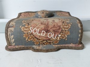 画像12: アンティークカルトナージュクッション付ケース