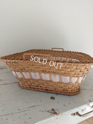 画像18: アンティーククッション付バスケット