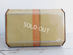 画像8: アンティークリボンと花柄ブリキバスケット