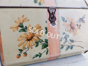 画像12: アンティークリボンと花柄ブリキバスケット