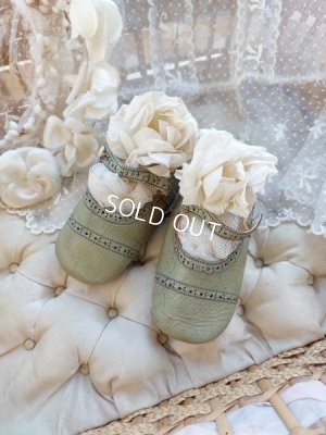 antiquebabyshoes