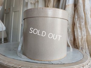 画像8: アンティークハットボックス