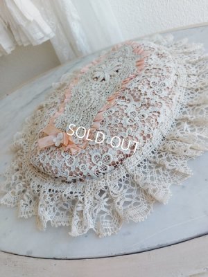 画像9: アンティークレースクッション