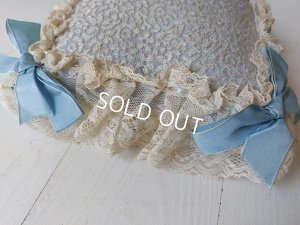 画像2: アンティークレースクッション