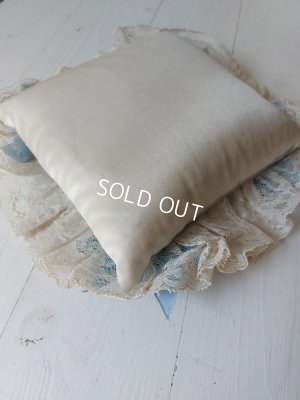 画像13: アンティークレースクッション