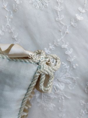 画像12: アンティーク刺繍クッション