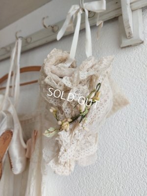 画像6: アンティークワックスオーナメント付きレースポーチ