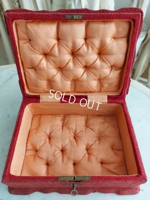 画像5: アンティーククッション付ボックス