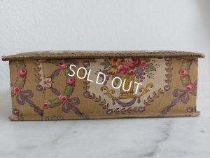 画像4: アンティーク花かご柄カルトナージュボックス