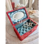 画像: アンティーククッション付きボックス