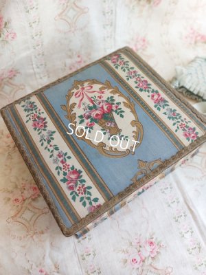 antiquefabricbox