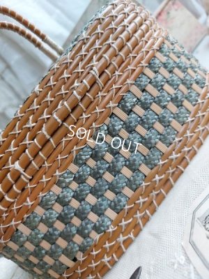 画像14: アンティーククッション付バスケット