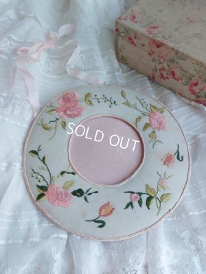 antiquefabricframe