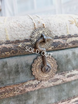 画像2: アンティークベルベット装飾ウッドボックス