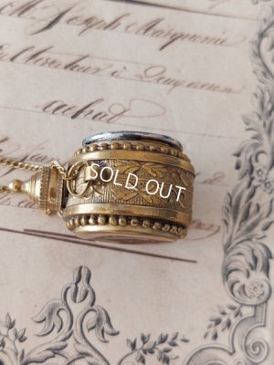 画像12: マザーオブパールパフュームボトル