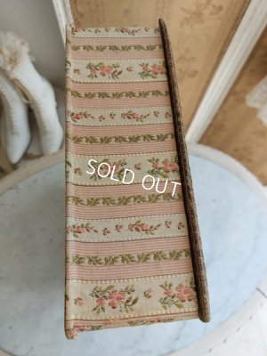 画像12: アンティーク花柄カルトナージュボックス