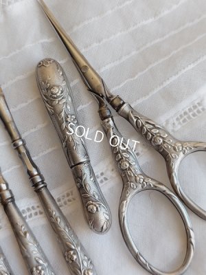 画像7: アンティークシルバーソーイングセット