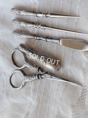 画像11: アンティークシルバーソーイングセット