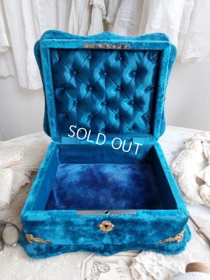 画像2: アンティーククッション付きボックス