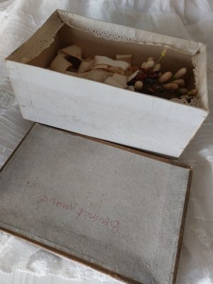 画像16: アンティークワックスフラワーウエディングブーケ