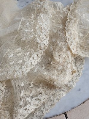 画像14: レース付アンティークワックスフラワーティアラ