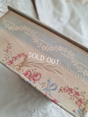 画像6: アンティークローズ柄カルトナージュボックス