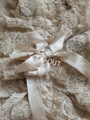 画像2: アンティークレースクッション