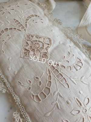 画像5: アンティークレースクッション