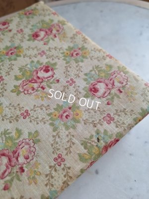 画像2:  アンティーク花柄カルトナージュボックス