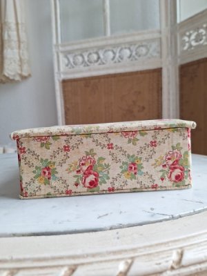 画像11:  アンティーク花柄カルトナージュボックス