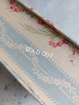 画像13: アンティークローズ柄カルトナージュボックス