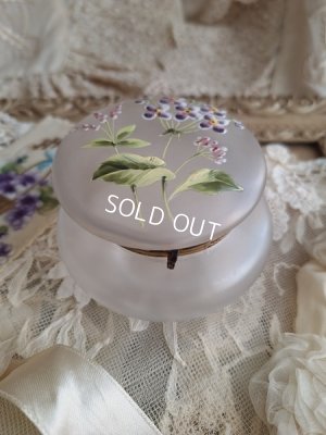 画像4: アンティークガラスパウダージャー