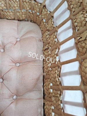 画像11: アンティーククッション付きバスケット