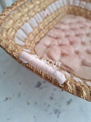 画像14: アンティーククッション付きバスケット