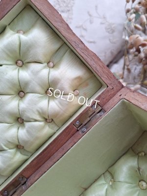 画像12: アンティーククッション付きウッドボックス