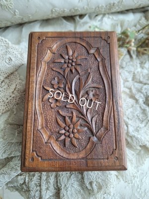 画像4: アンティーククッション付きウッドボックス