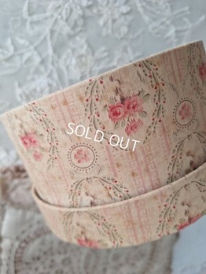 画像12: アンティークローズ柄カルトナージュボックス