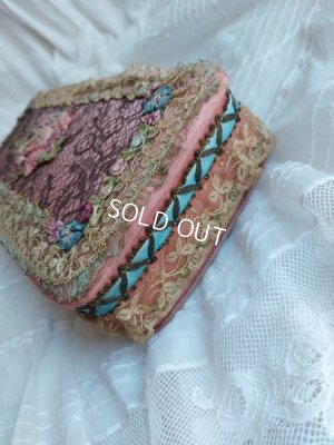 画像10: アンティークロココリボン刺繍ボックス