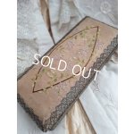 画像: アンティーク刺繍ボックス