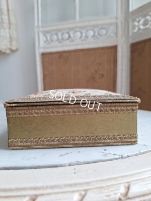 画像11: アンティーク花柄ボックス